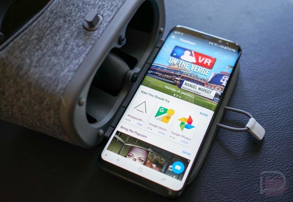Google Daydream Support Arrives For Samsung Galaxy S8 And S8+