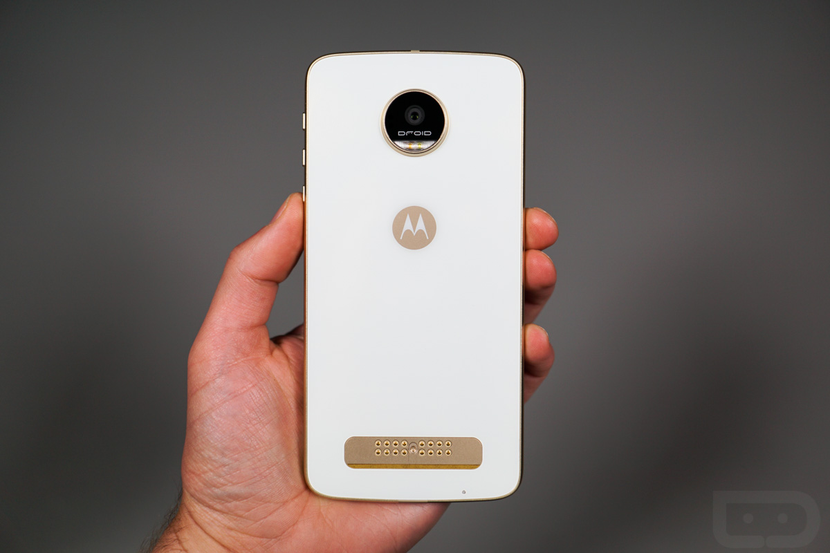 Motorola Announces the Moto Z Play, the Affordable Z Family Member ...