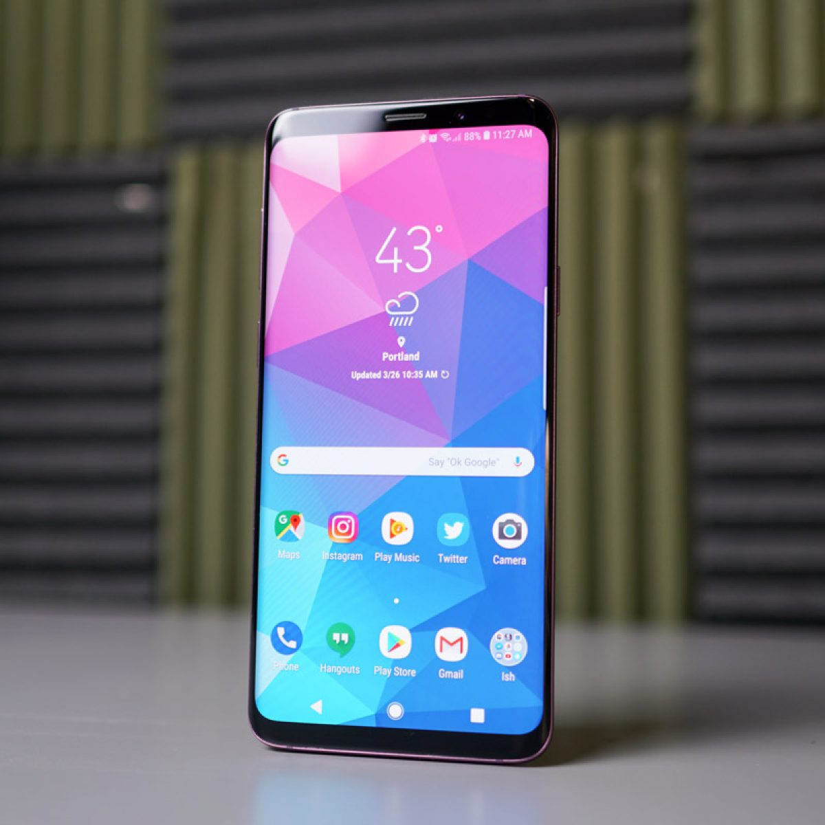 Samsung Galaxy S9 Review: The Price is Right