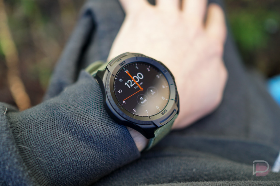 Mobvoi's Ticwatch Pro Drops to $187 