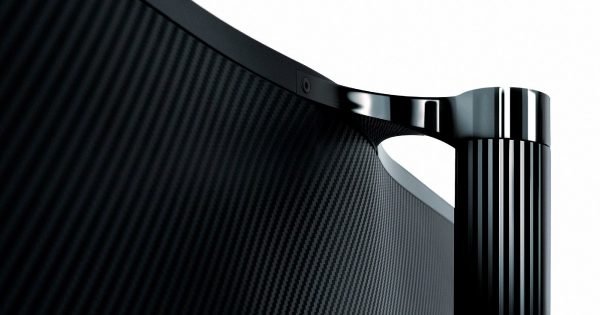 OnePlus TV Appears to Have Carbon Fiber Backside Because That's Not a ...