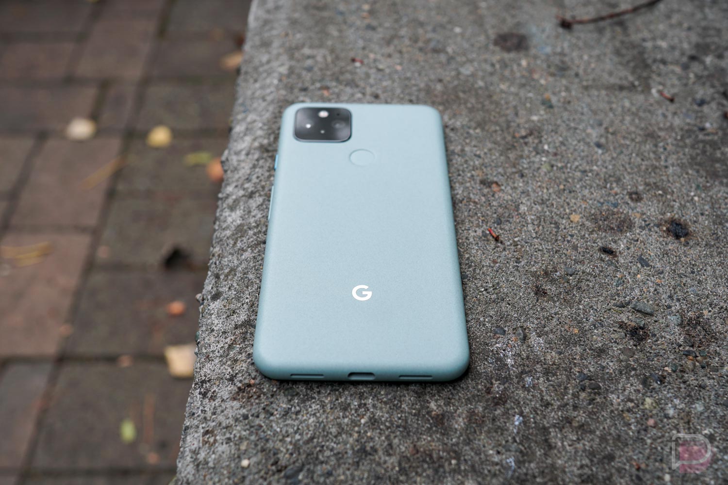 Google Pixel 5 Hands-on: No gimmicks