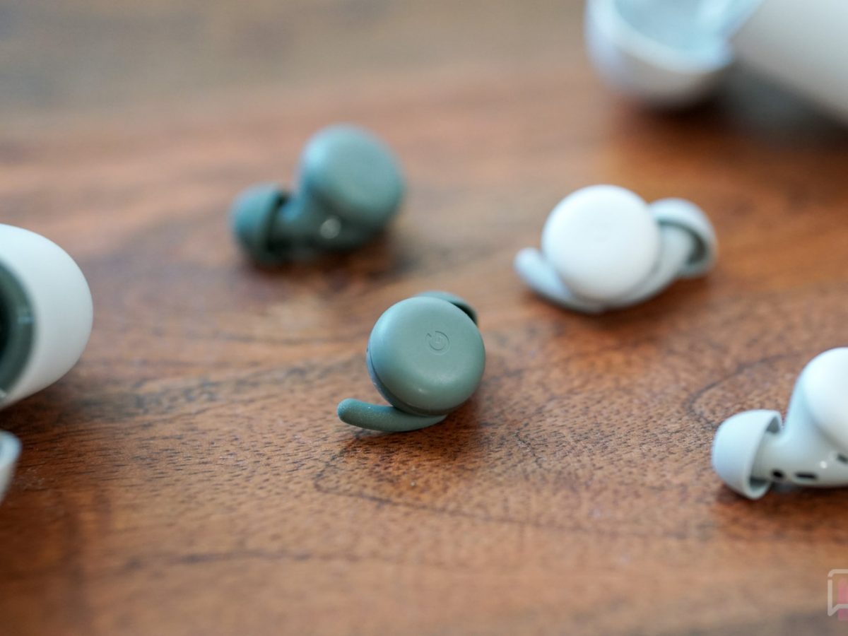 Galaxy buds live 2024 vs pixel buds