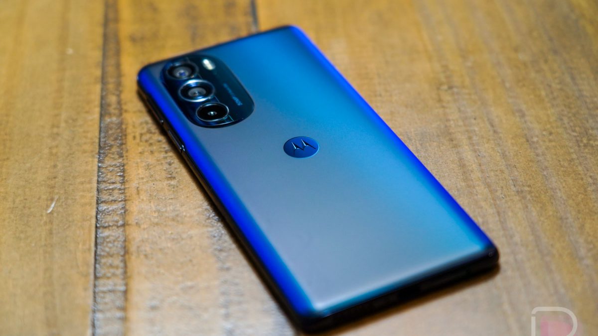 Does The Motorola Edge+ (2022) Have Wireless Charging? What You