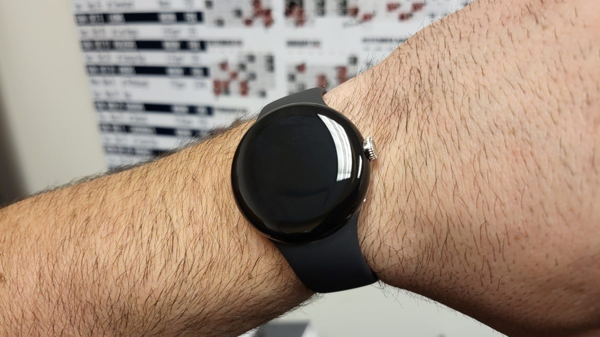 Motorola Moto 360 review: 1st gen smartwatch is now cheaper than ever