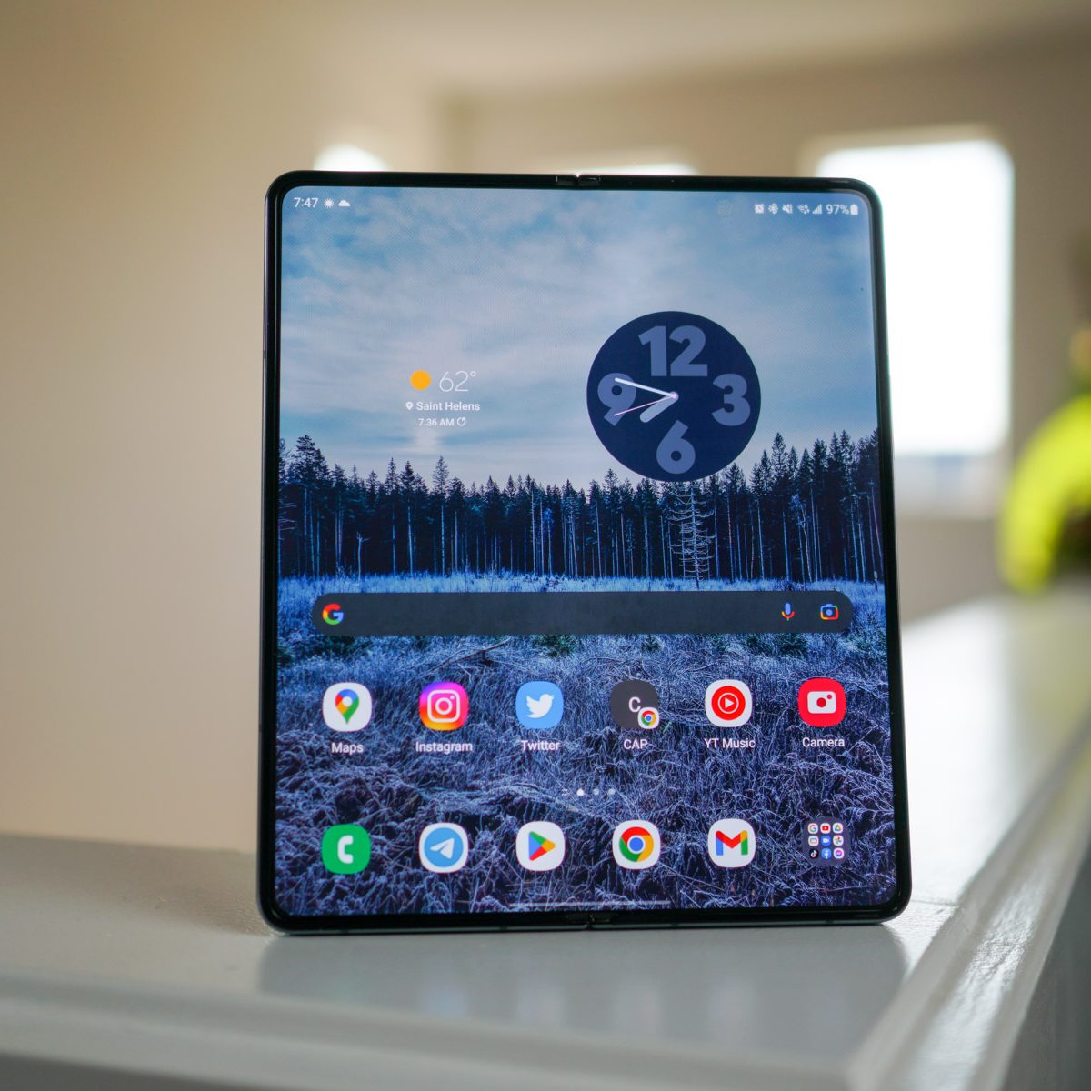 The Galaxy Z Fold 4 is official, brings Android 12L's new taskbar