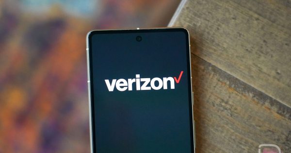 Verizon تخفیف پرداخت خودکار را تا ۵۰٪ در طرح های قدیمی کاهش می دهد