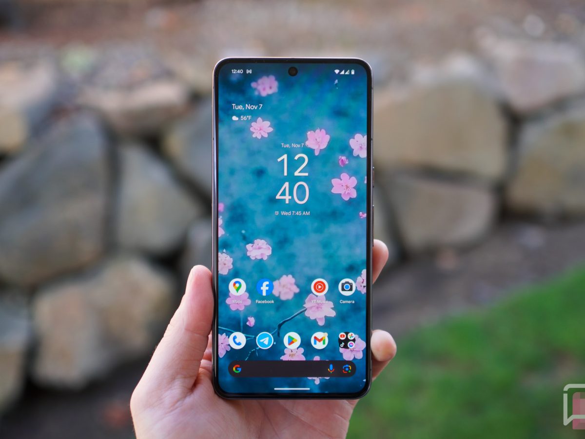 Best Pixel 8 and Pixel 8 Pro Deals: Up to $200 Off or Grab Them for Free  With Trade-In and New Line - CNET