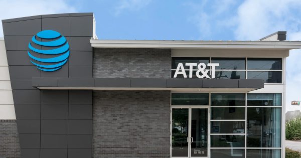 افزونه جدید AT&T 10 دلاری در ماه «Next Up Anytime» به شما امکان می دهد گوشی خود را در هر زمان ارتقا دهید