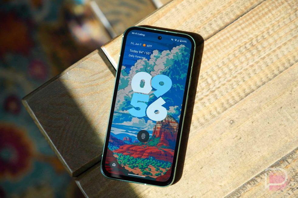 Pixel 8a Display Review