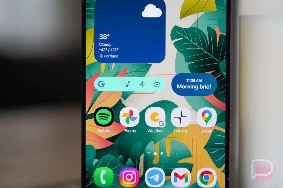 Google Search Adds the Handiest Little Shortcut to Its Widget